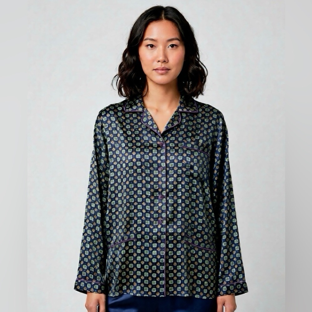 Vintage Silky 3 Suisses Pajama Shirt